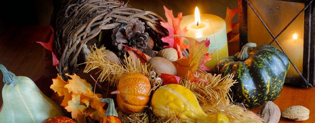 Thanksgiving table scape